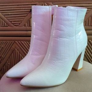 White Pleather Zip Up Ankle Boots